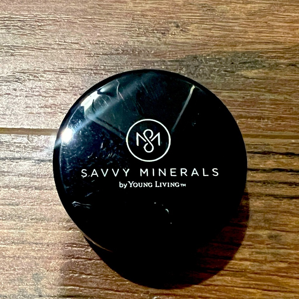 COPY - SAVVY MINERALS BLUSH SMASHING